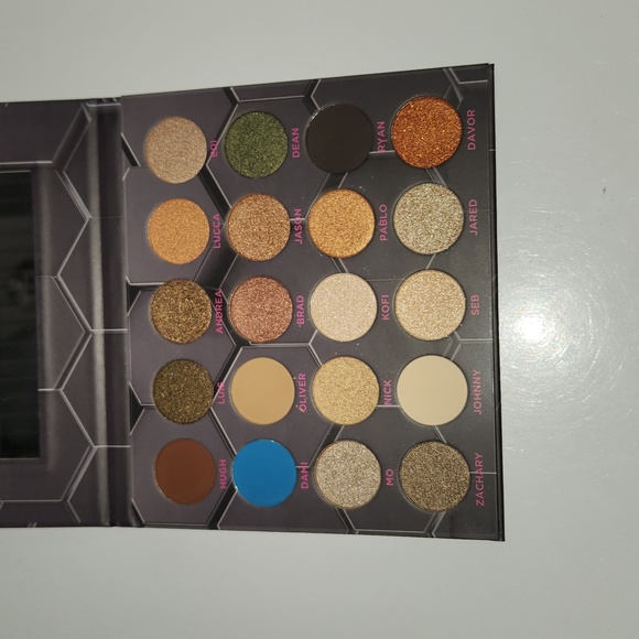 beebeauty London eye shadow palette - Picture 3 of 4